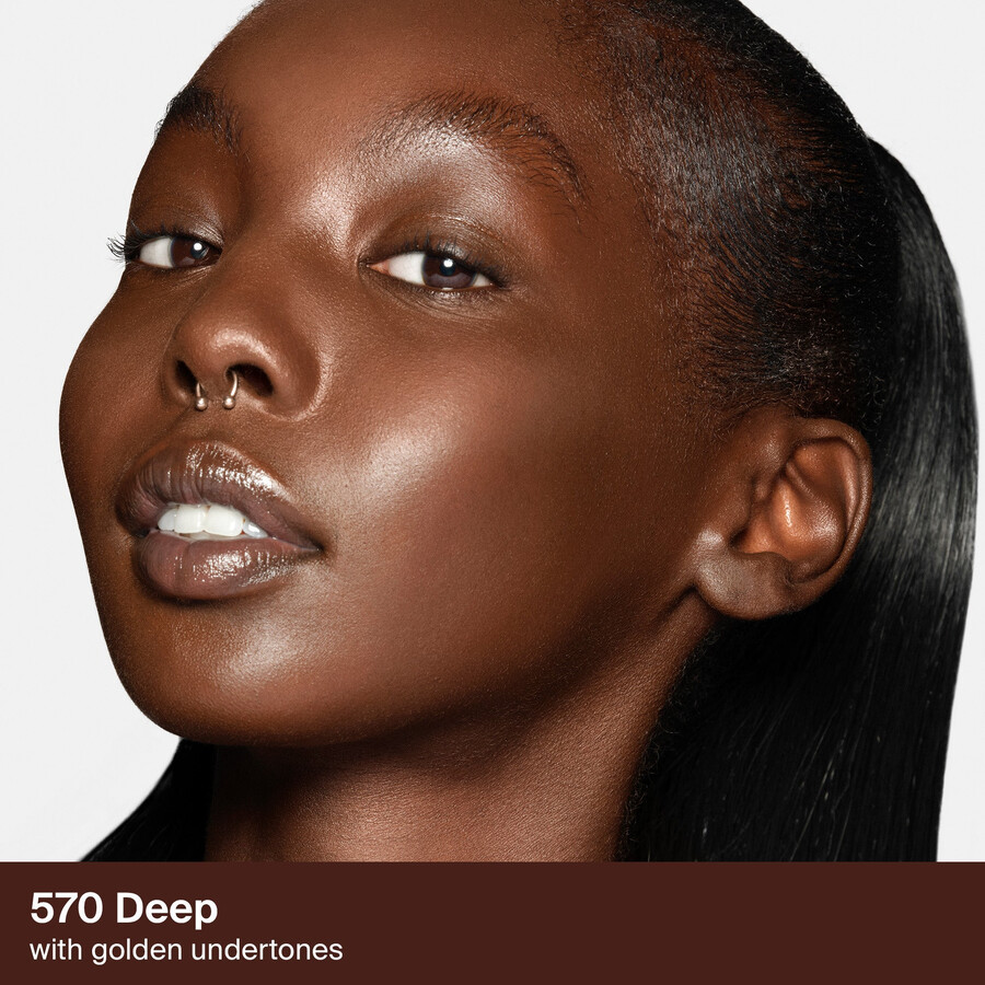 base de maquillaje triclone skin tech