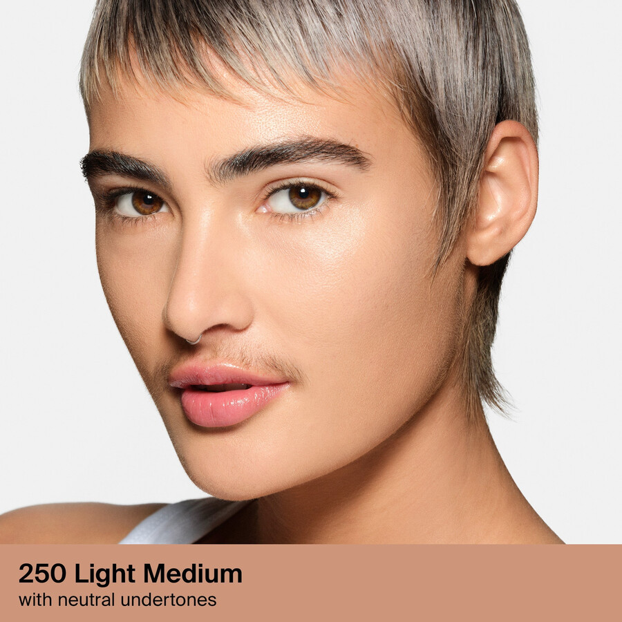 base de maquillaje triclone skin tech