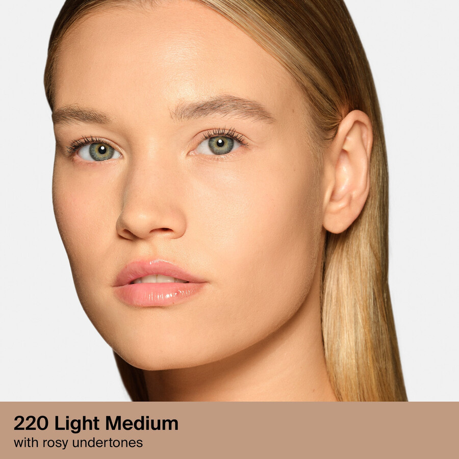 base de maquillaje triclone skin tech