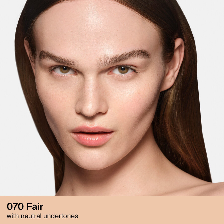base de maquillaje triclone skin tech