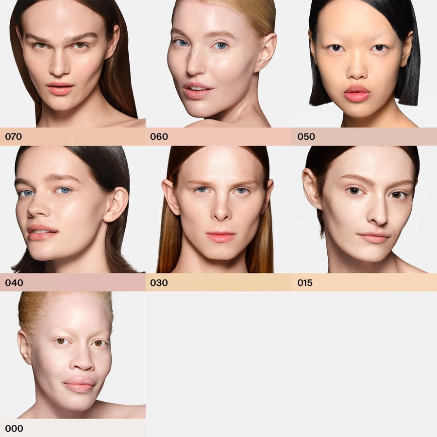 base de maquillaje triclone skin tech