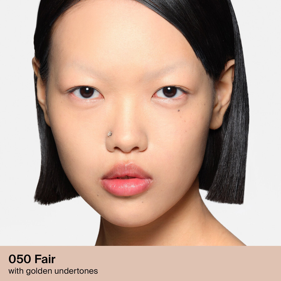 base de maquillaje triclone skin tech