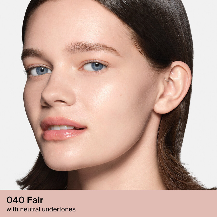 base de maquillaje triclone skin tech